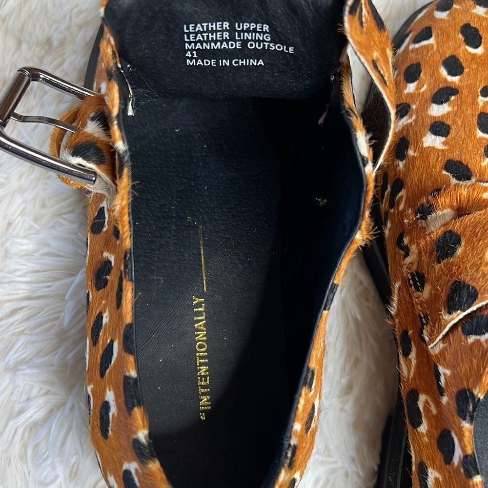 Intentionally Blank Reece Shoes Tan Cheetah - Picture 6 of 9